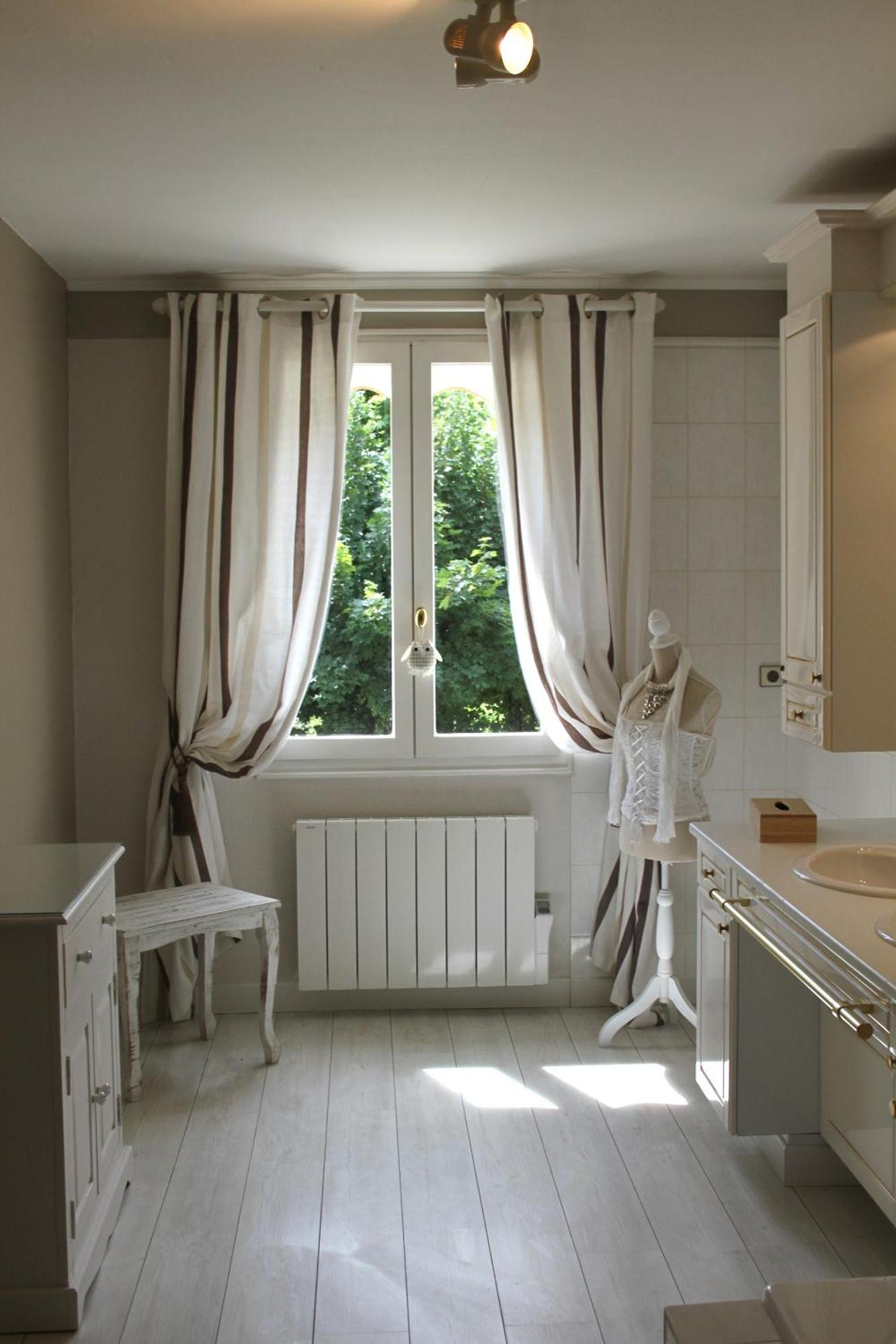Chambres A La Maison Hermitage Aincourt Exterior photo