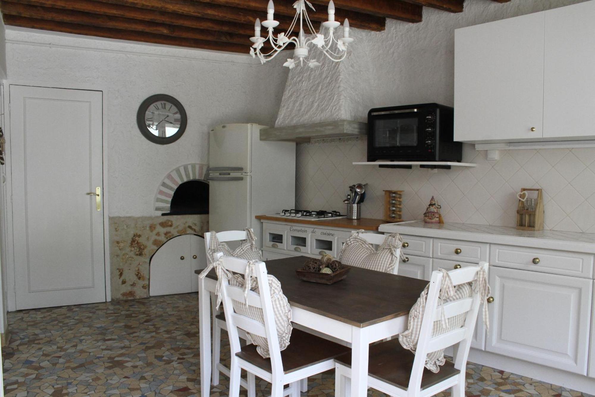 Chambres A La Maison Hermitage Aincourt Exterior photo